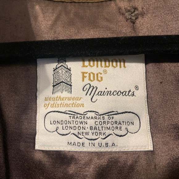 Vintage Trench Coat with removable lining - Picture 3 of 9